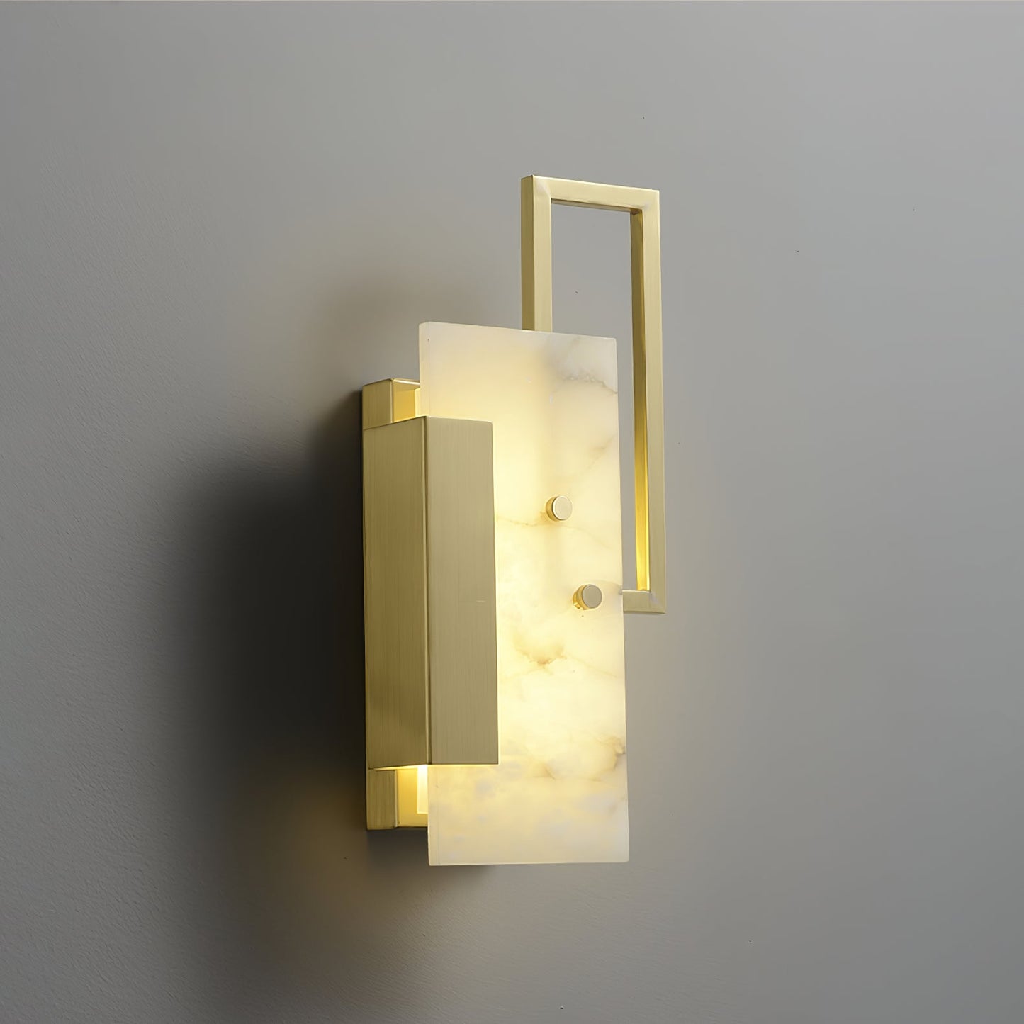 Alabaster Wall Sconce with Modern Craftsmanship
