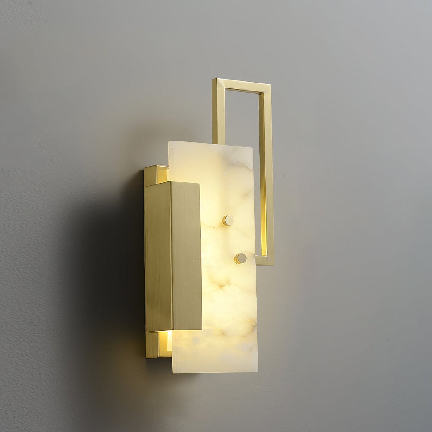 Alabaster Wall Sconce with Modern Craftsmanship