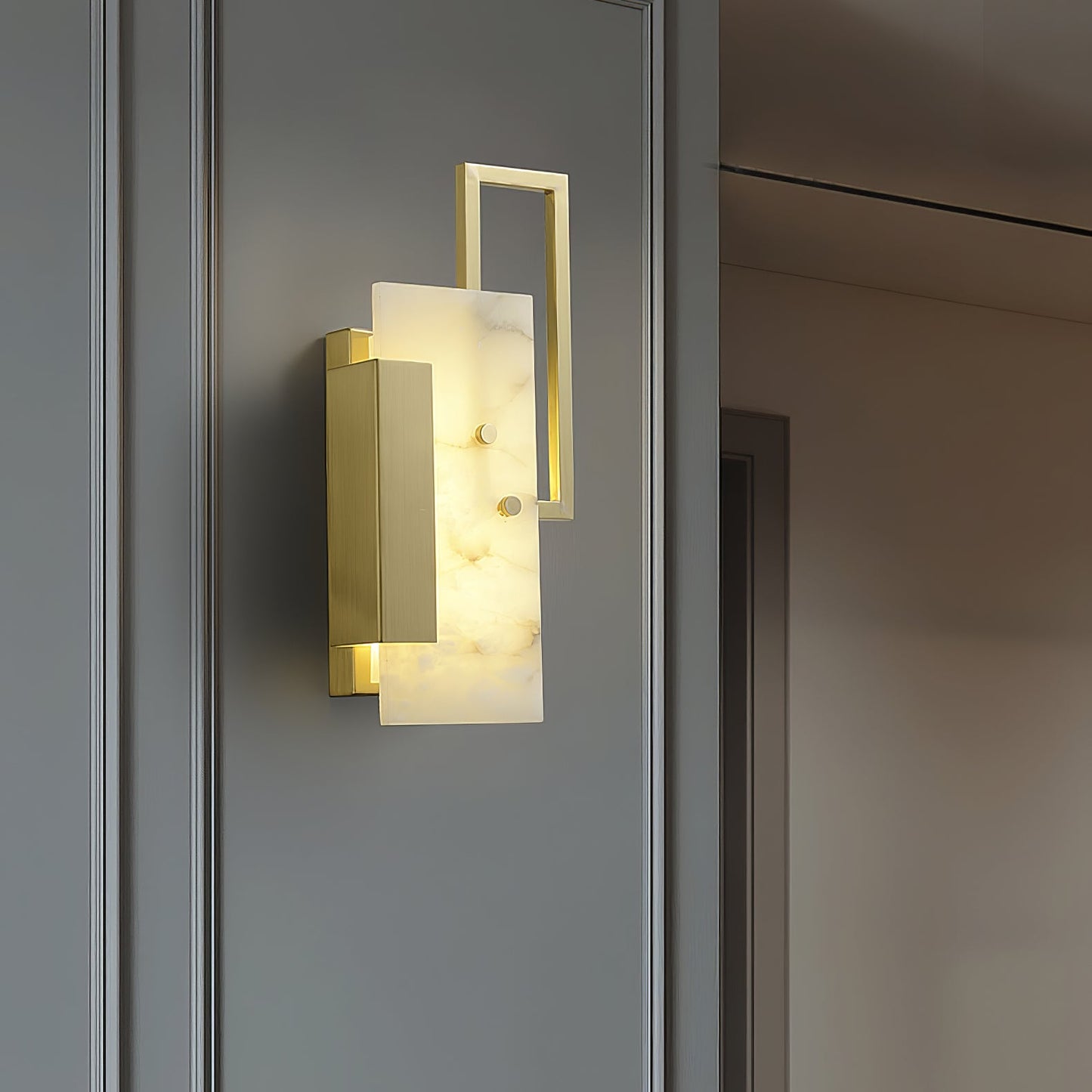 Alabaster Wall Sconce with Modern Craftsmanship