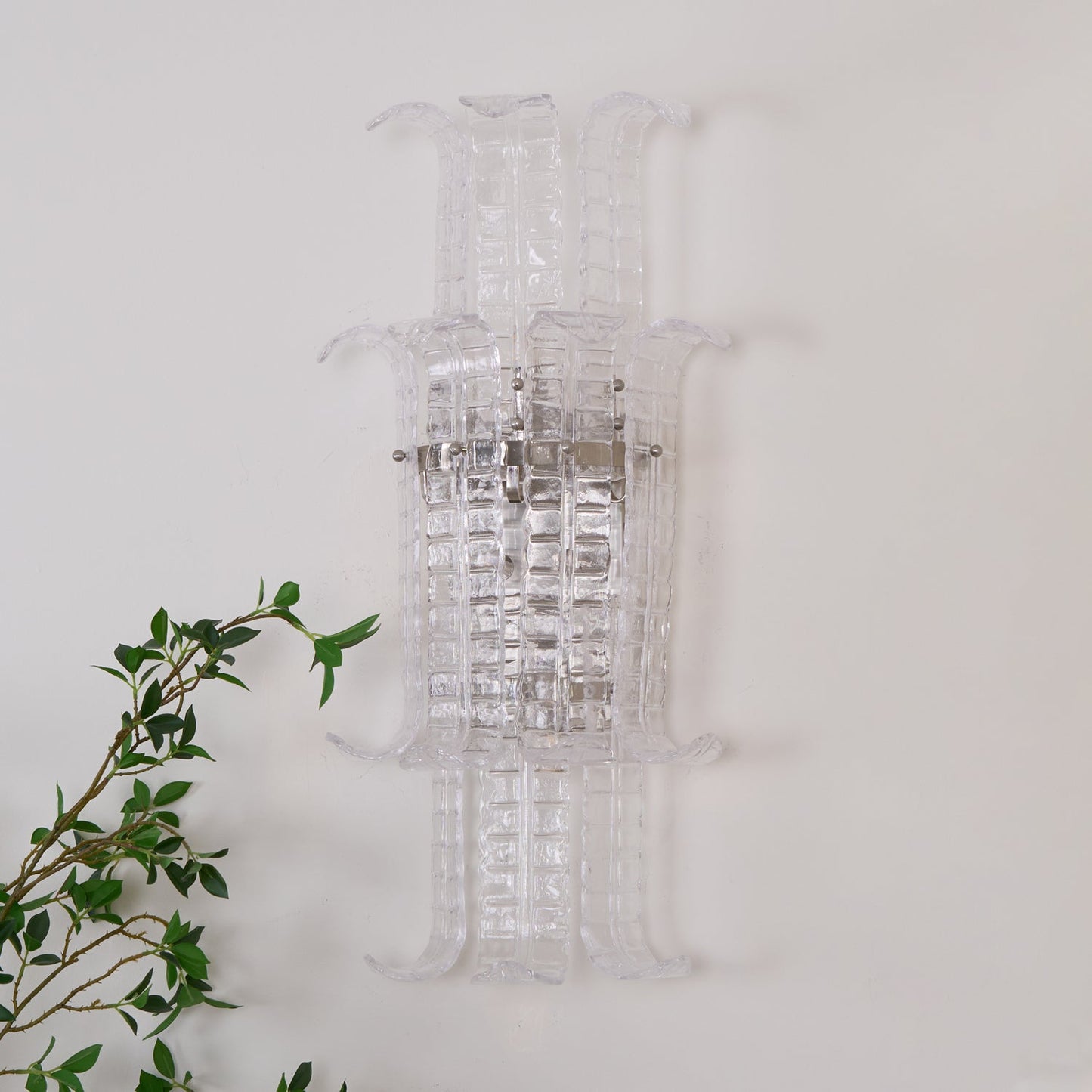 Ava Brass Wall Lamp with Alabaster Shade