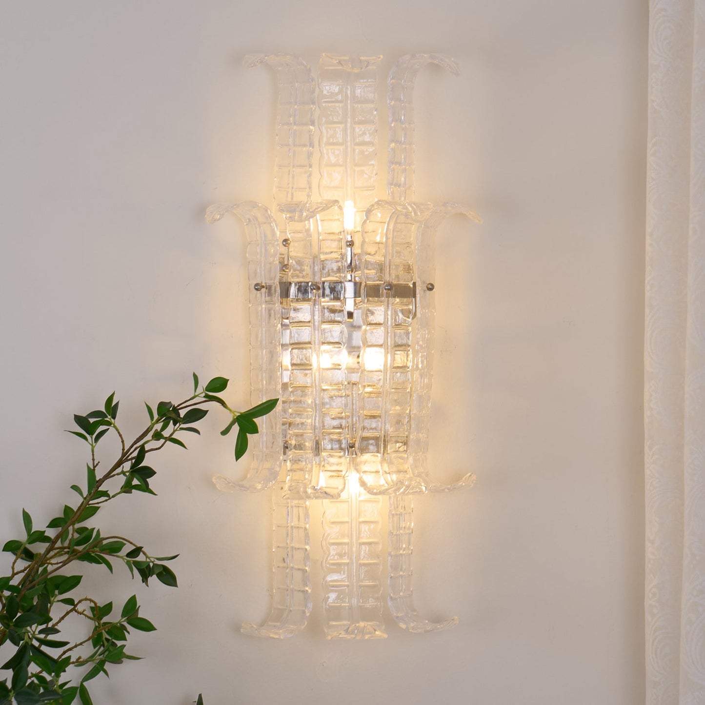 Ava Brass Wall Lamp with Alabaster Shade