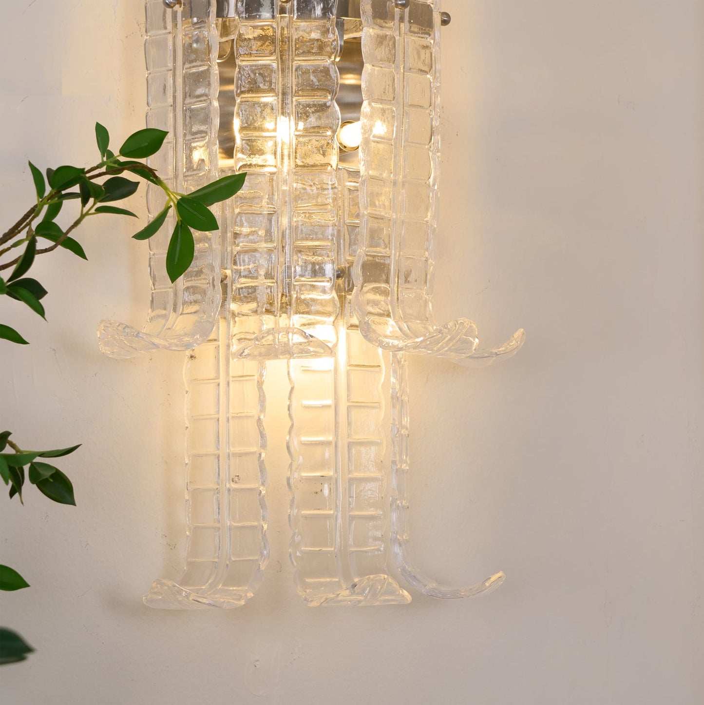 Ava Brass Wall Lamp with Alabaster Shade