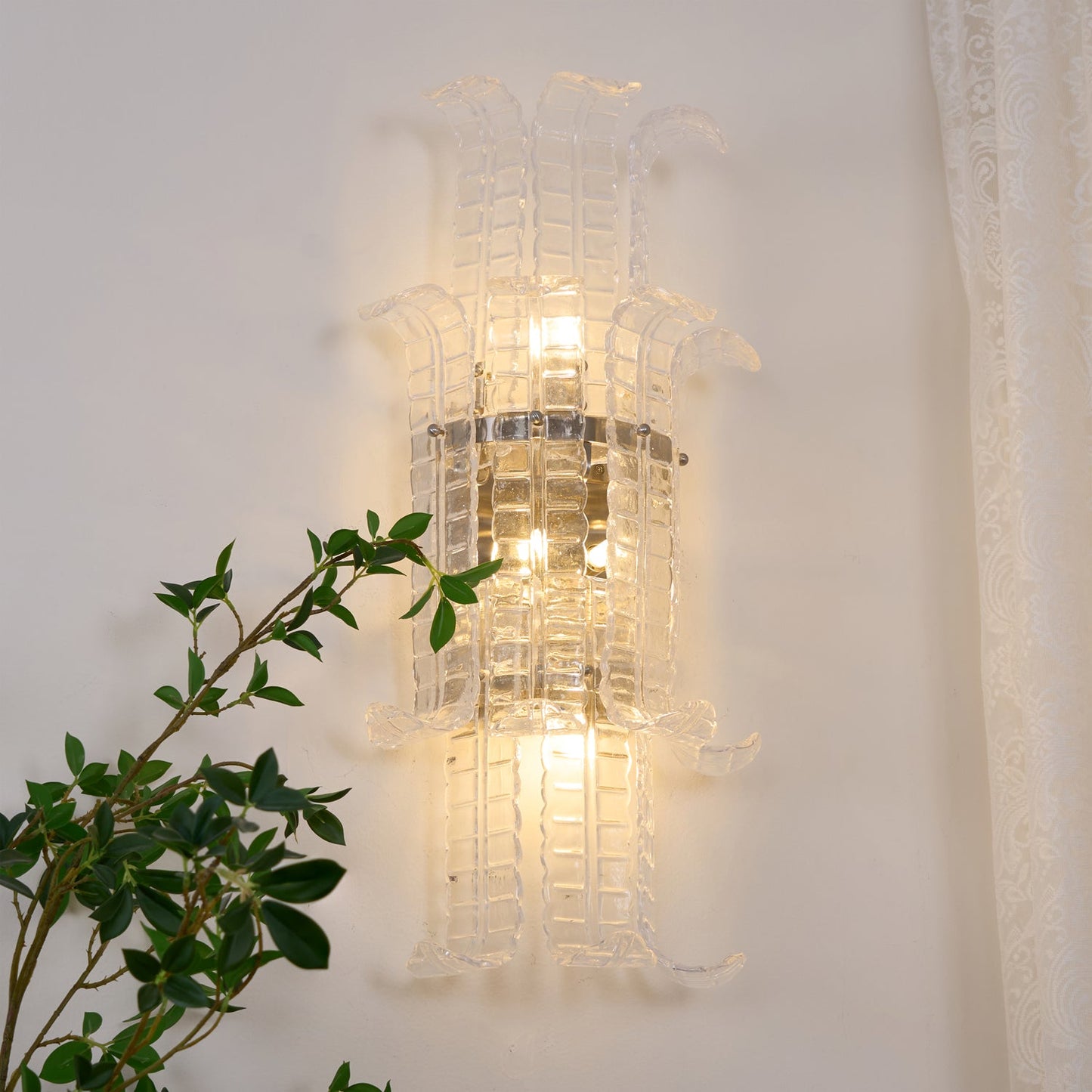 Ava Brass Wall Lamp with Alabaster Shade