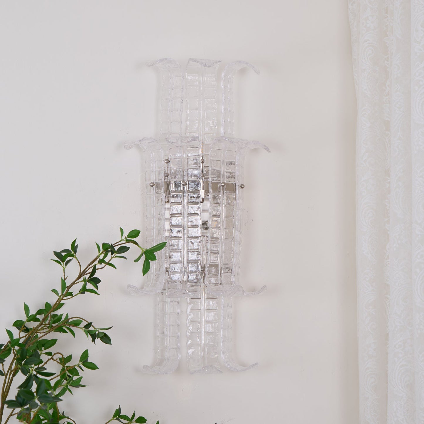 Ava Brass Wall Lamp with Alabaster Shade