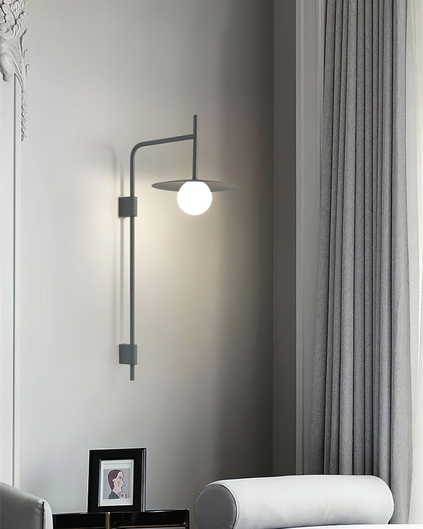 Gand Modern Chandelier with Metal and Acrylic Design