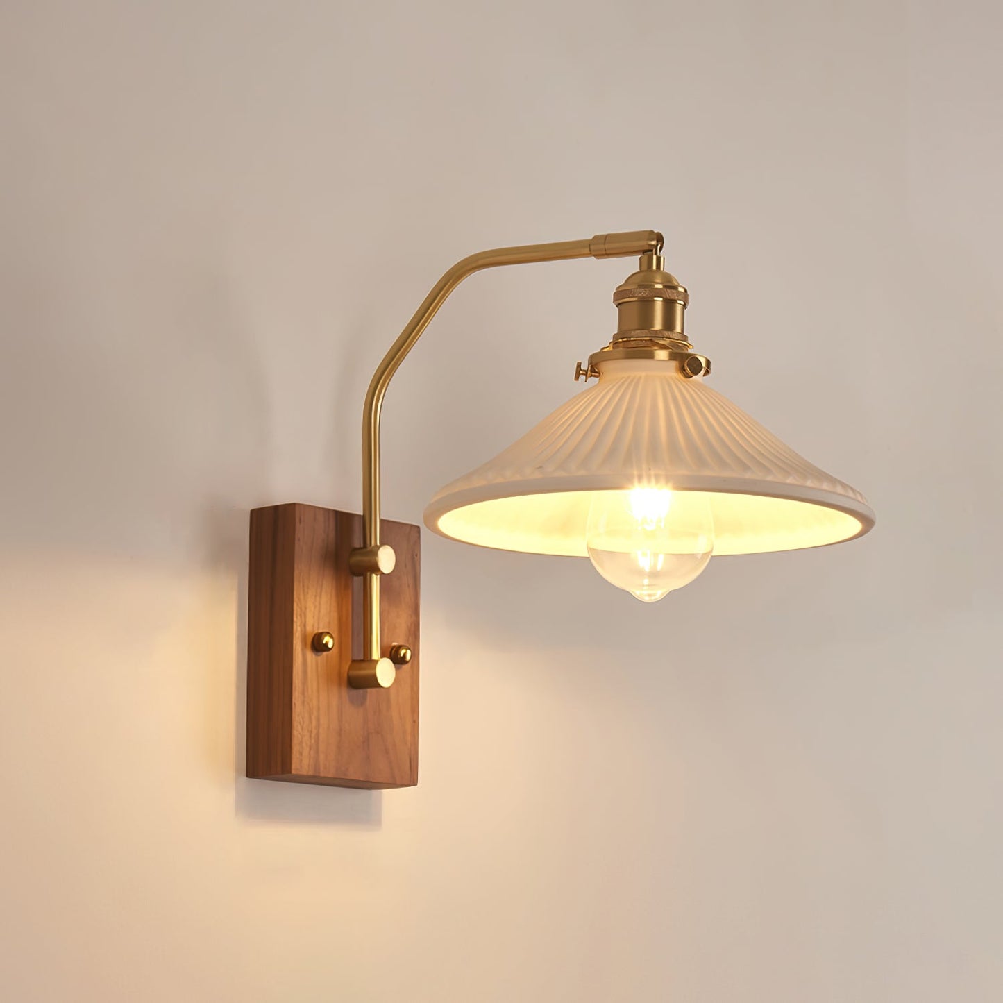 Heritage Walnut Wall Lamp, Walnut & Brass