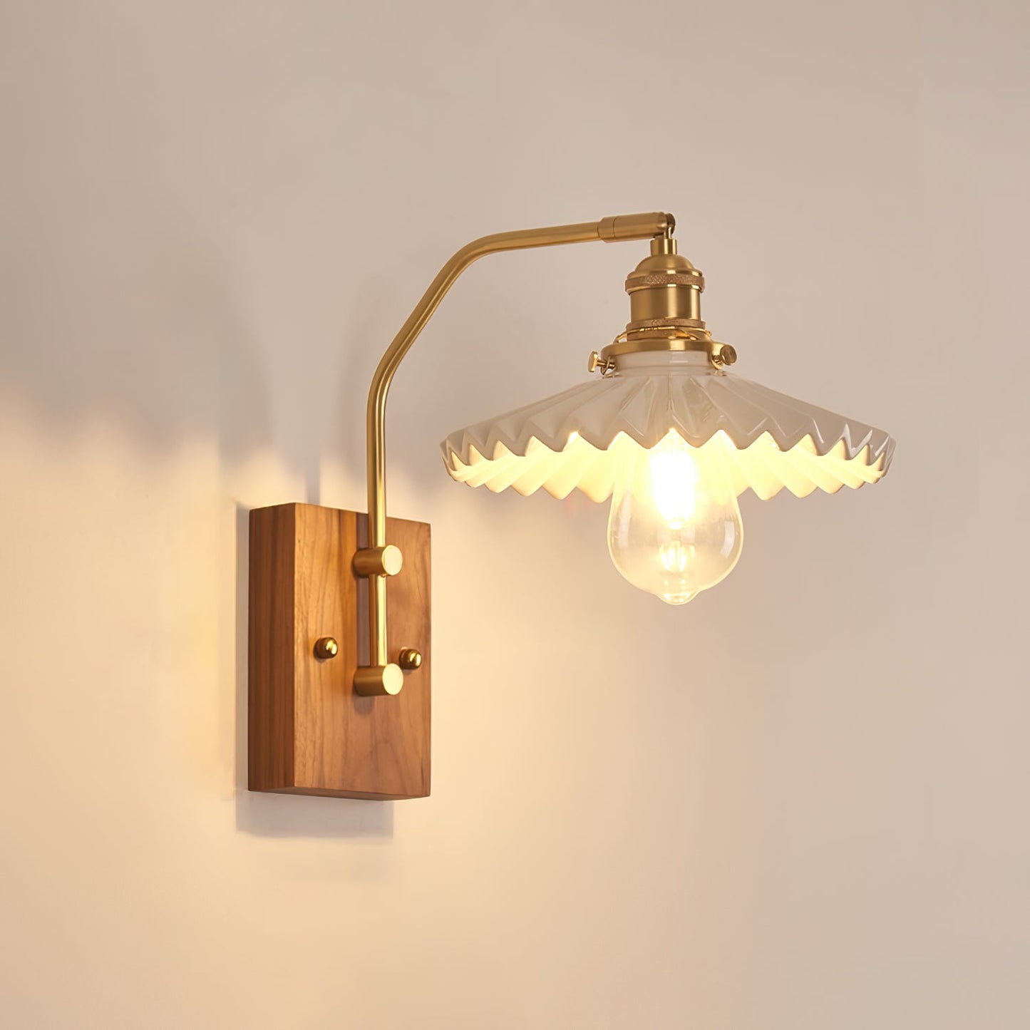 Heritage Walnut Wall Lamp, Walnut & Brass