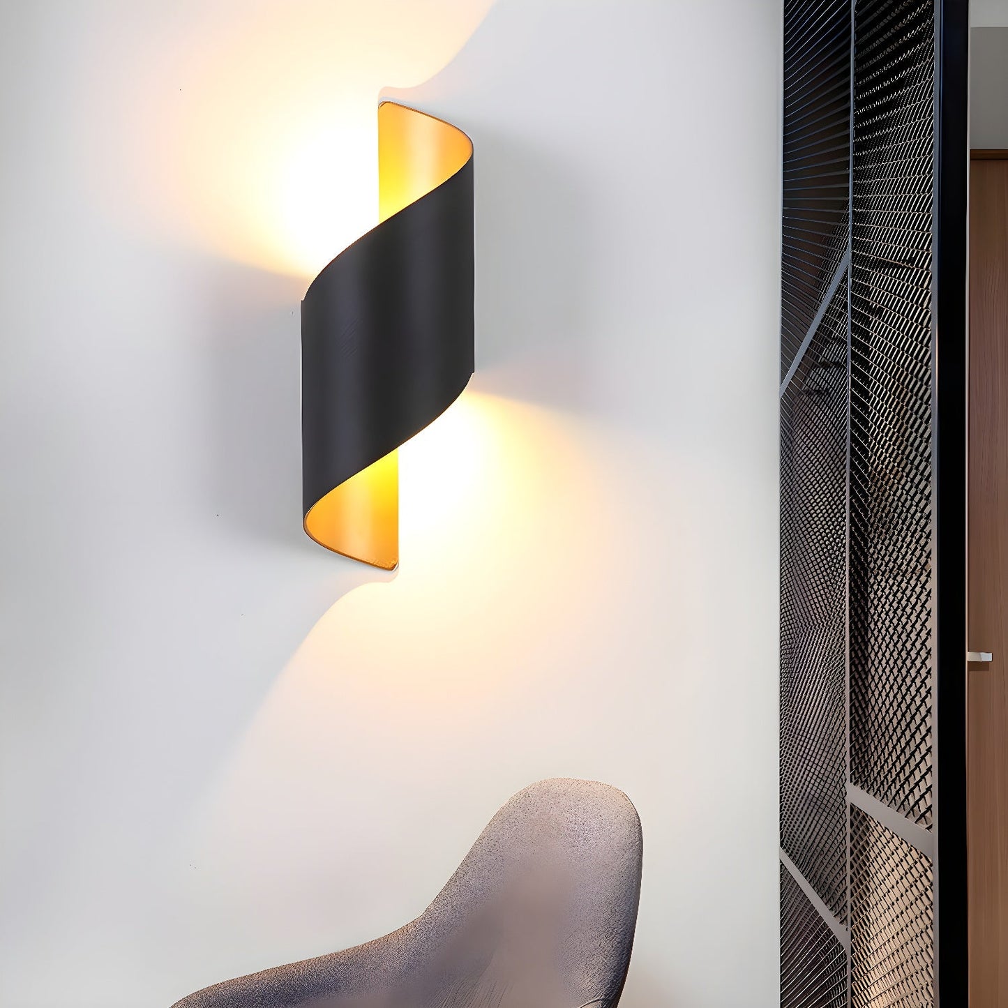 Lila Wall Lamp with Black and Gold Swirl Design