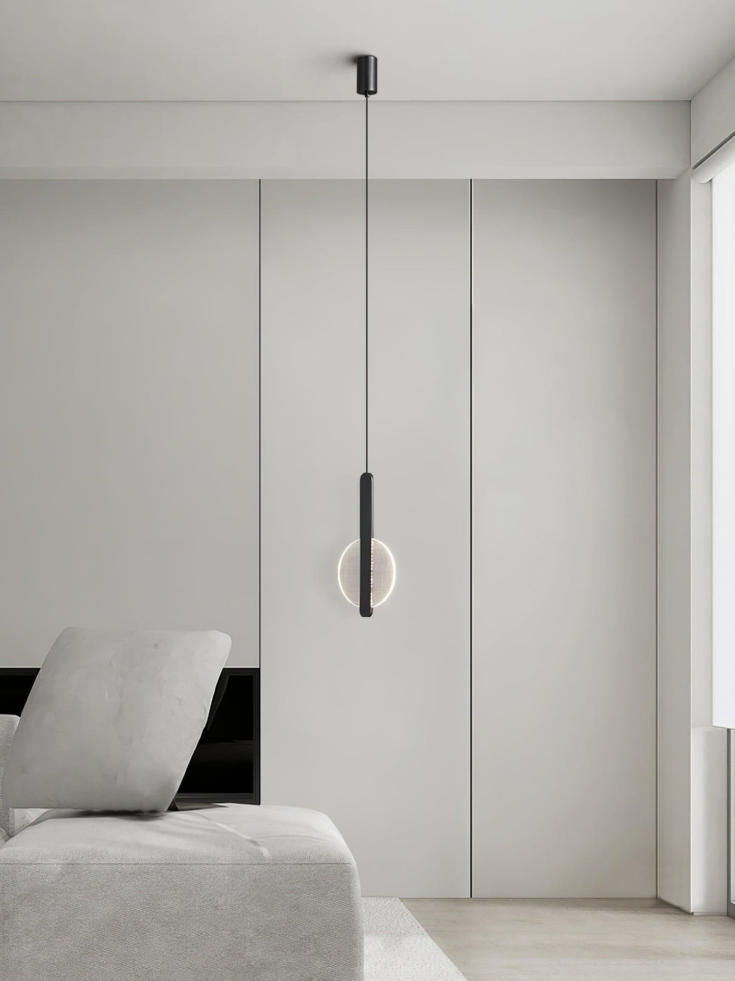 Modern Loomis Pendant Lamp with Brass & Black Finishes