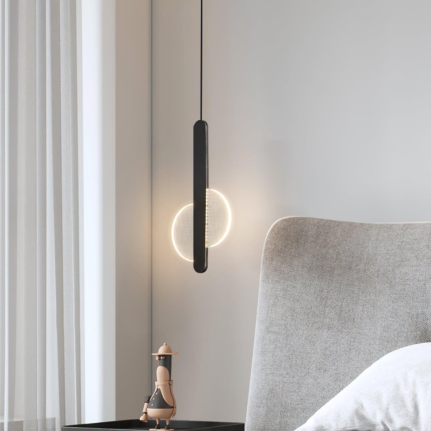 Modern Loomis Pendant Lamp with Brass & Black Finishes