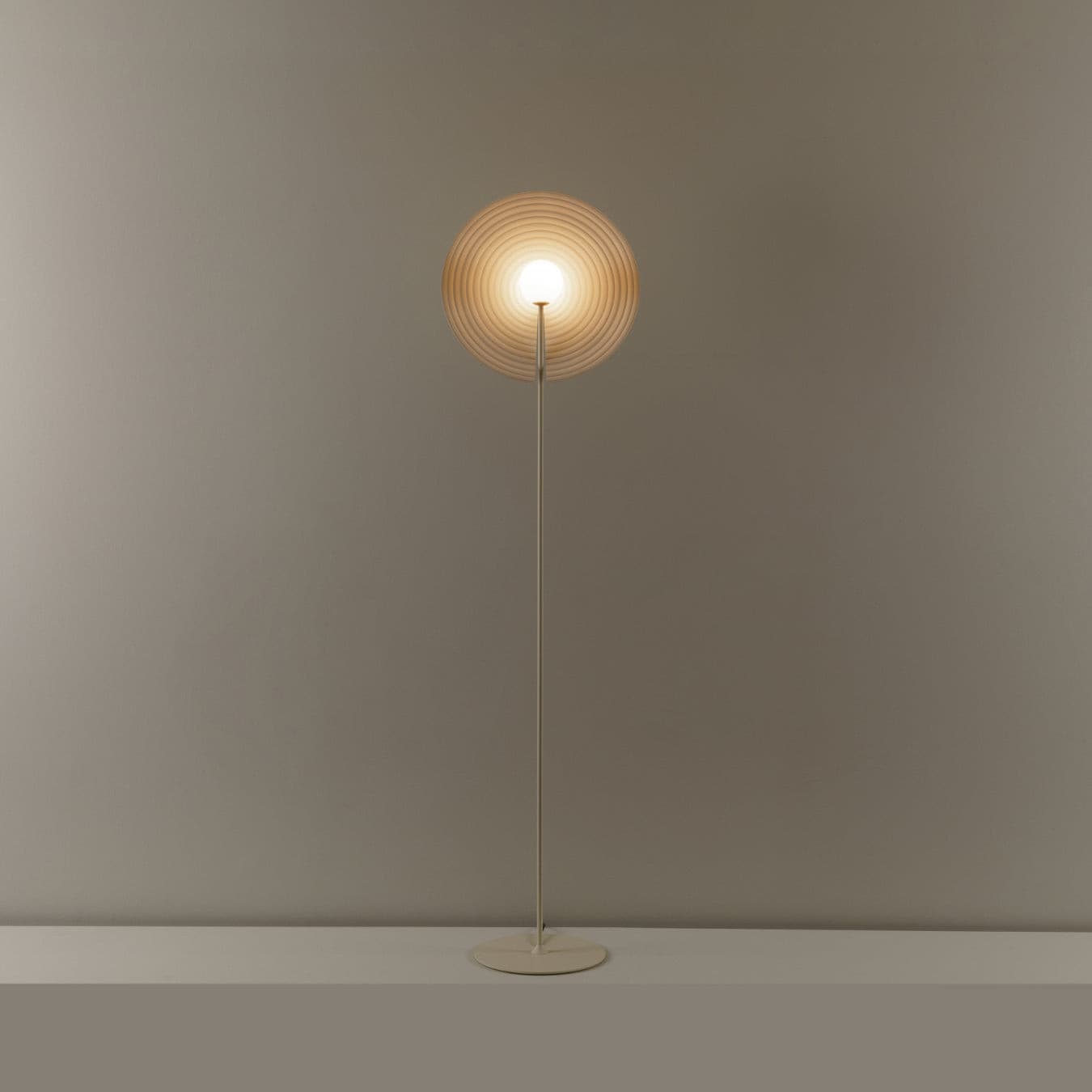 Symphony Wall Lamp - Versatile Lighting