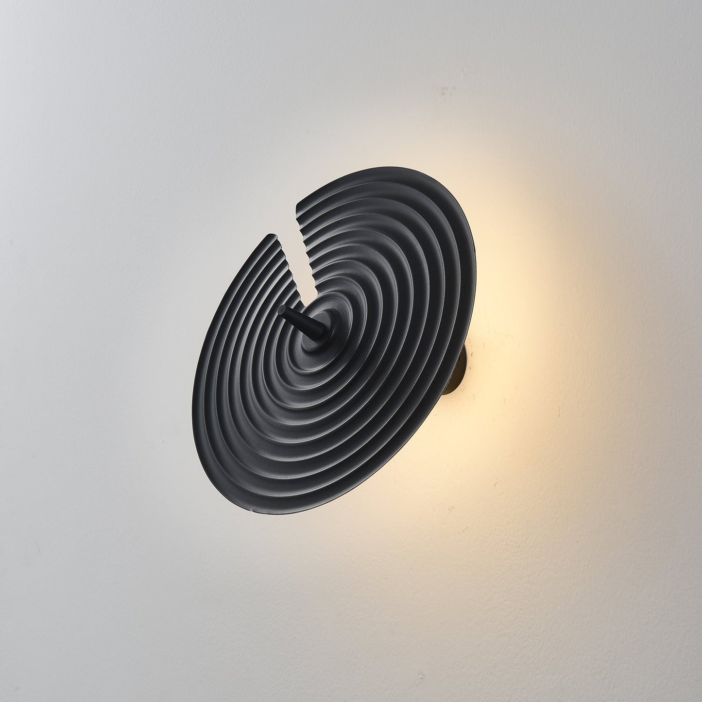 Symphony Wall Lamp - Versatile Lighting