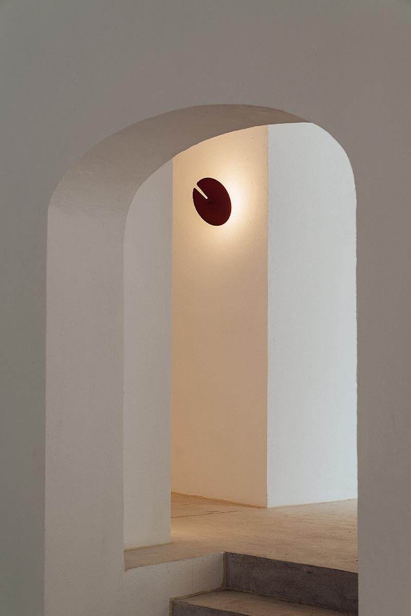 Symphony Wall Lamp - Versatile Lighting