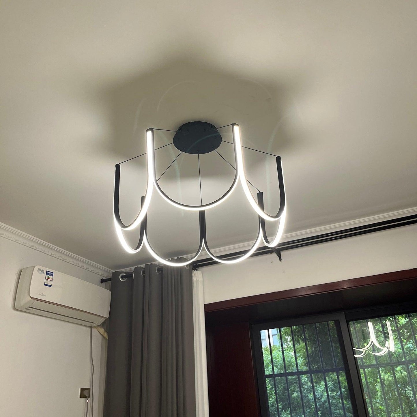 U7 Aluminum Multi-Pendant Light
