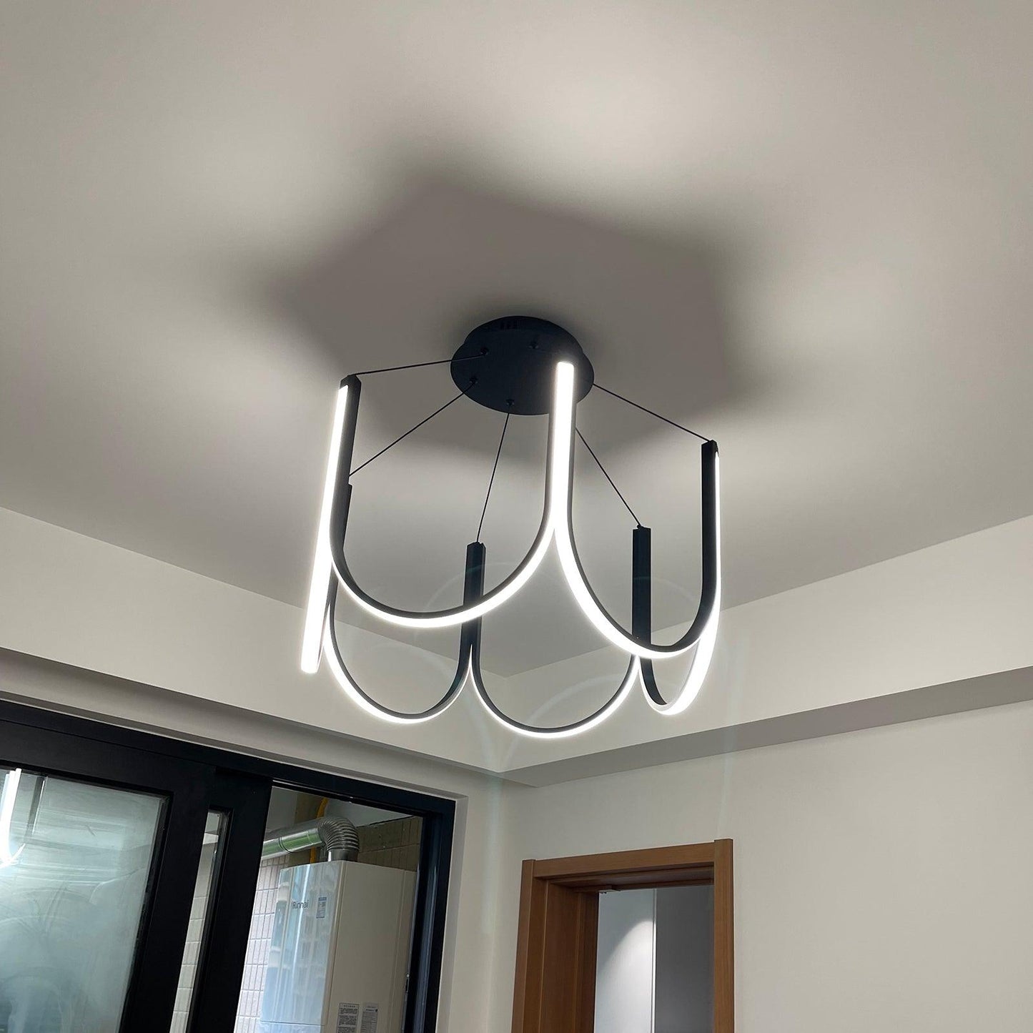 U7 Aluminum Multi-Pendant Light