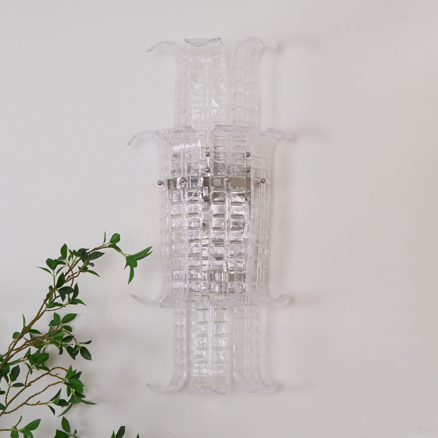 Ava Brass Wall Lamp with Alabaster Shade
