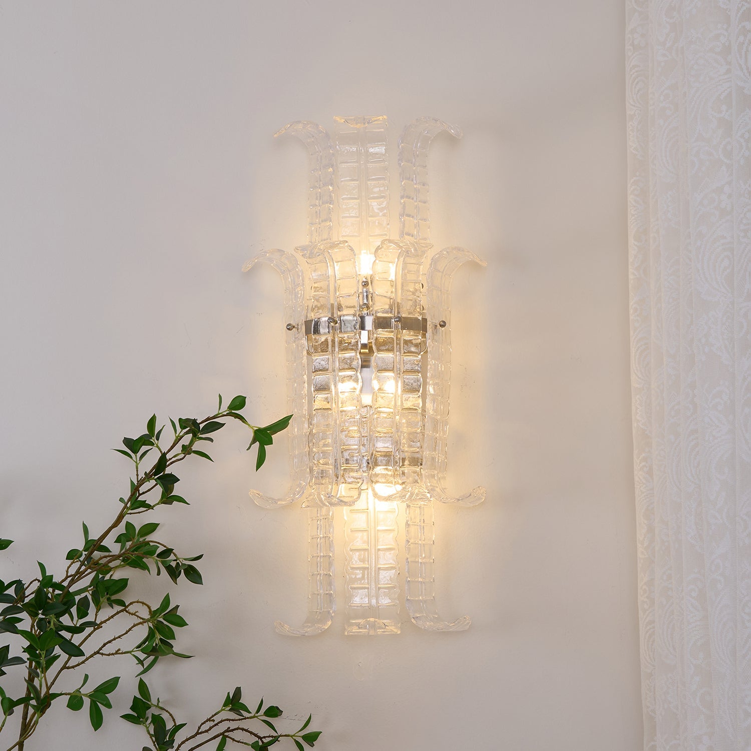 Ava Brass Wall Lamp with Alabaster Shade