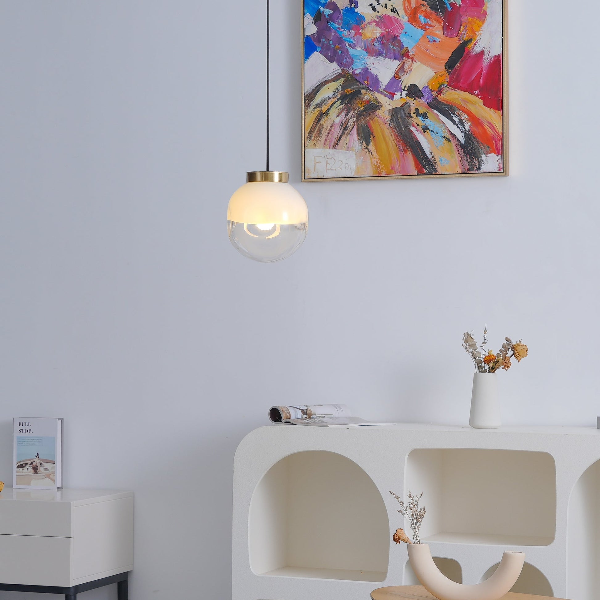 Ecar Gold Pendant Lamp with White Sphere