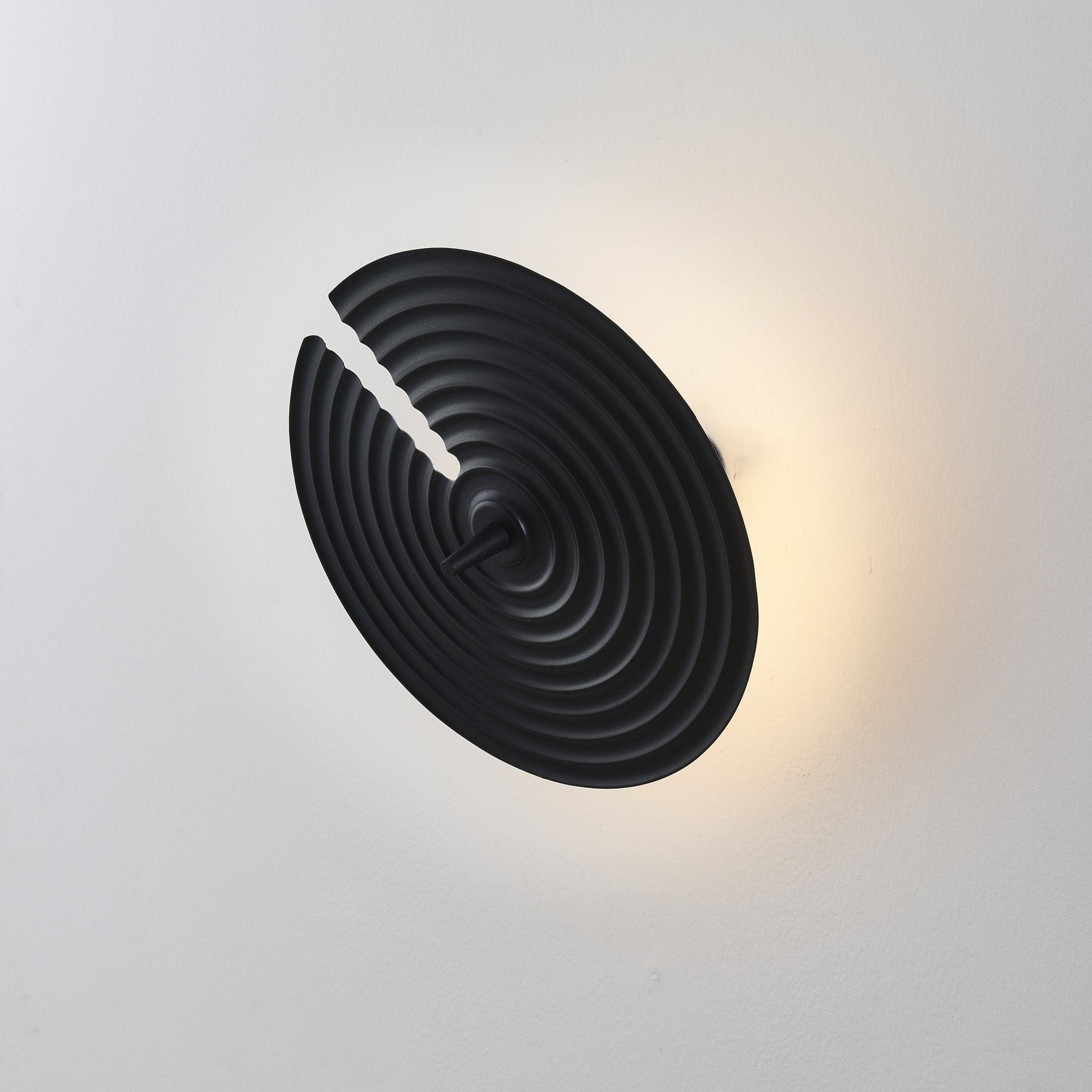 Symphony Wall Lamp - Versatile Lighting